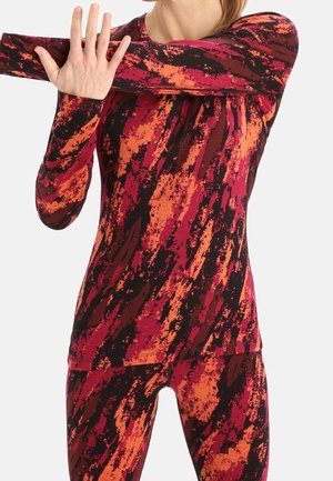 Pitkähihainen paita - red