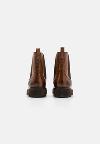 Melvin & Hamilton JADE 8 - Botines con plataforma - wood/dark brown/brown
