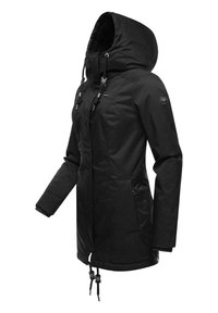 Zwarte parka met een capuchon, voorrits, trekkoorden en zijzakken. Gestructureerde stof met geribde accenten op de mouwen. Logo op de mouw.