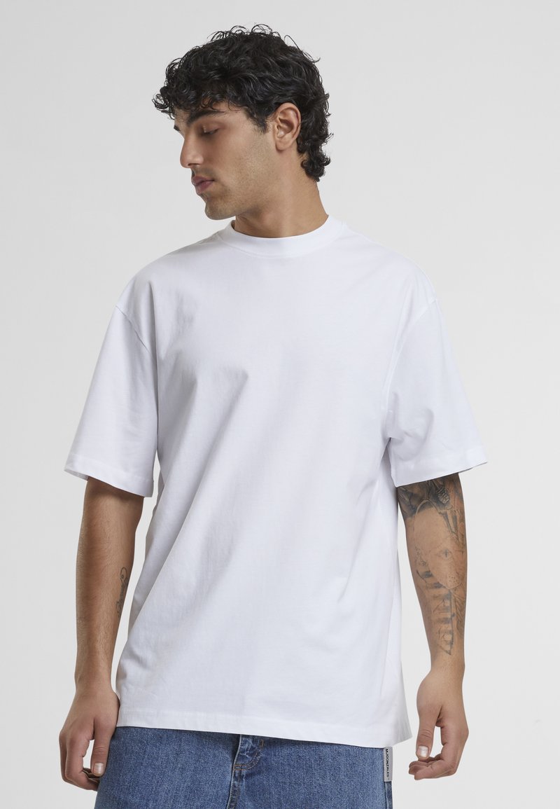 Urban Classics - TALL TEE - T-Shirt basic - white, Vergrößern