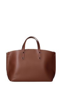 Borsa tote in pelle marrone con texture liscia, due manici arrotondati e cuciture visibili. Nessun hardware o ulteriori decorazioni visibili.