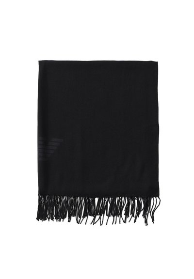 Sciarpa nera realizzata in materiale morbido, con una texture liscia e bordi frangiati. Un motivo logo sottile aggiunge dettaglio. Forma rettangolare.