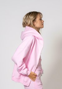 OH APRIL Jaka ar rāvējslēdzēju - blush