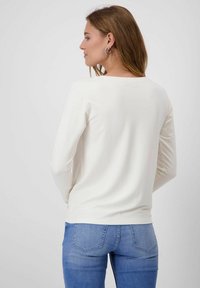 Monari Langarmshirt - marshmallow