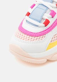 Fila STRADA DREAMSTER UNISEX - Tenisky - white/mauve chalk/lemon drop