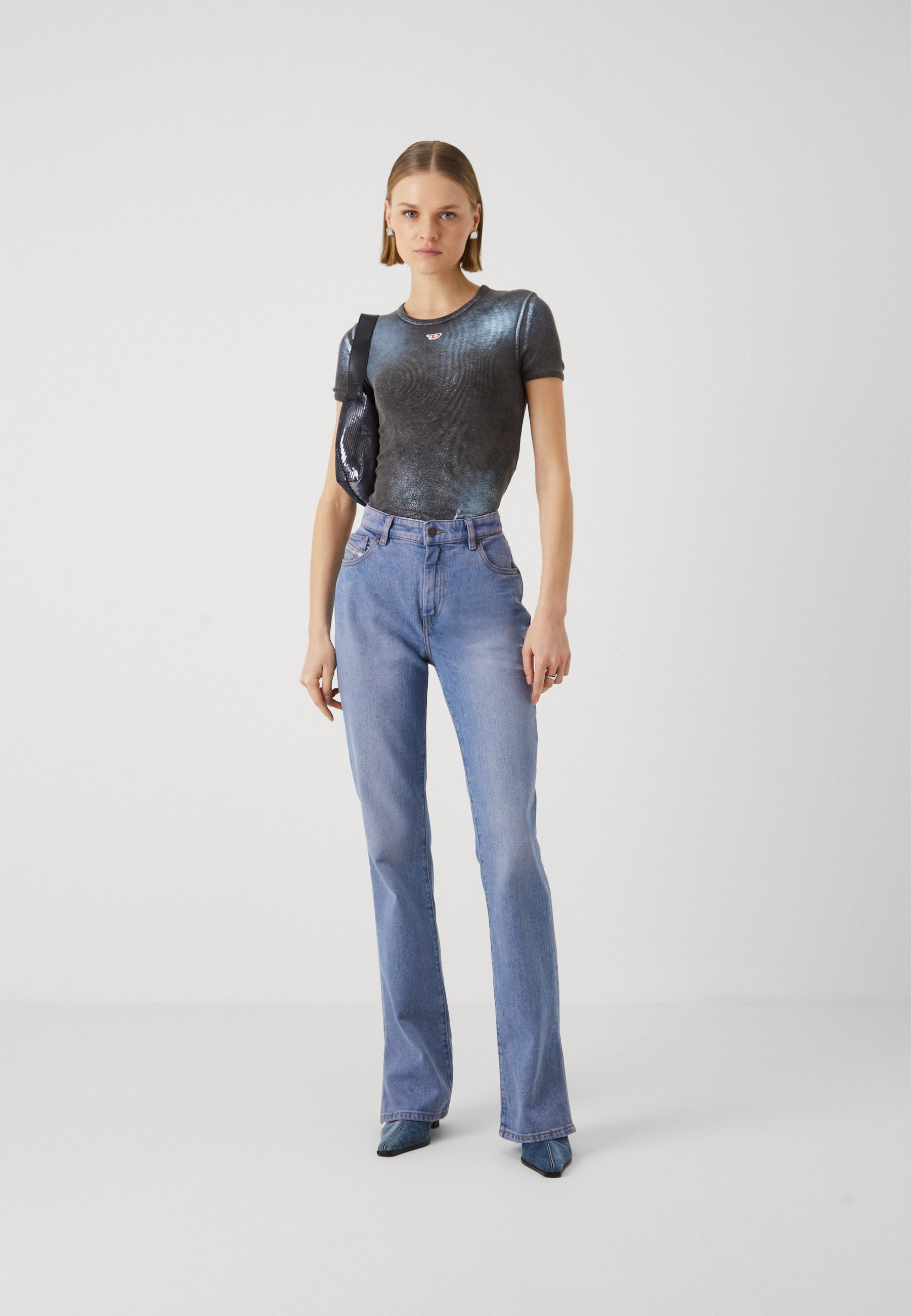 Diesel 2003 D-ESCRIPTION-SP - Flared Jeans - light blue/pink