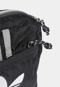 adidas Originals FESTIVAL BAG UNISEX - Schoudertas - black
