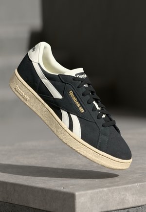 CLUB C GROUNDS UNISEX - Tenisky - washed black/paper white/chalk