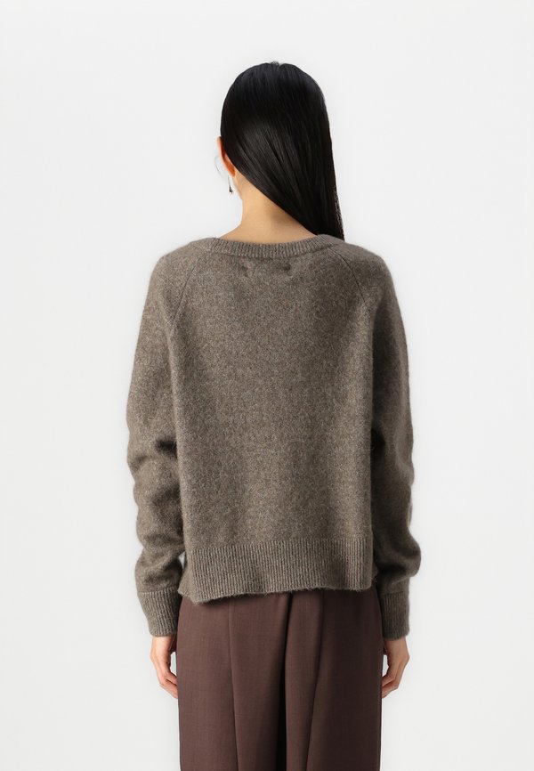 SHORT - Jumper - bungee cord4