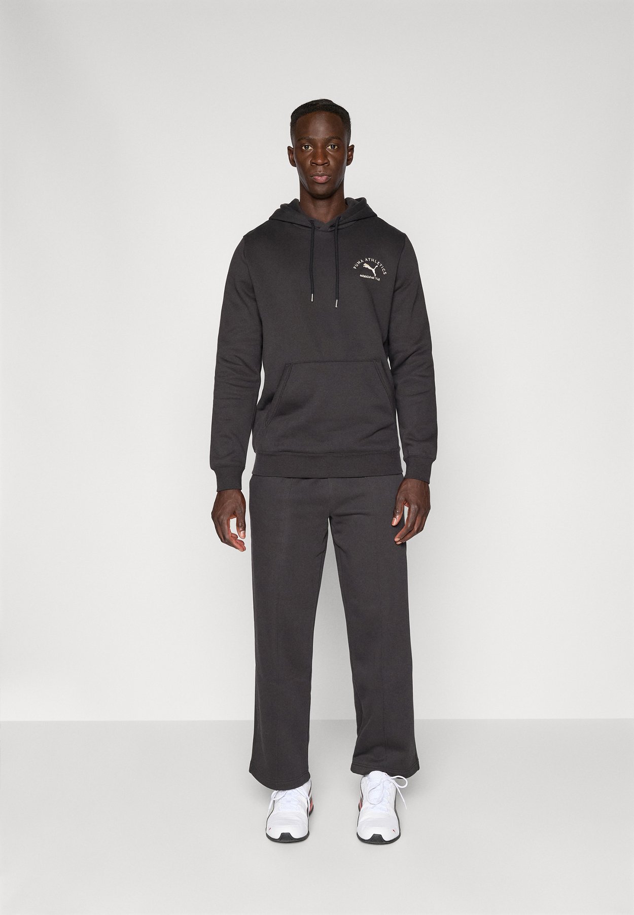 CLASS GRAPHIC HOODIE