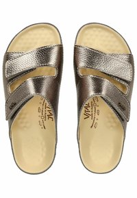Bronzefarbene Riemchensandalen mit Kreuzgurten, oberer Teil aus strukturiertem Leder und weicher beige Innensohle mit erhabenem Punktemuster für zusätzlichen Komfort.