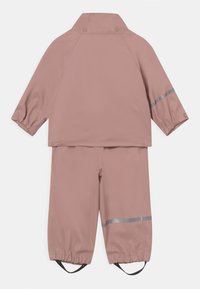 CeLaVi SET  - Regnjacka - misty rose