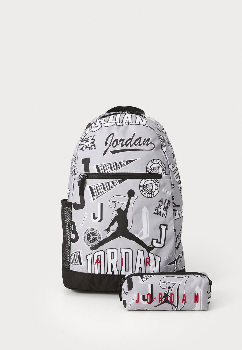 Jordan - AIR SCHOOL BACKPACK UNISEX SET - Pencil case - black/wolf gray, Enlarge