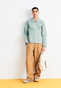 Dickies LISBON BACKPACK UNISEX - Turistinė kuprinė - whitecap grey