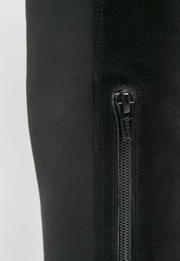 Buffalo Botas mosqueteras - black