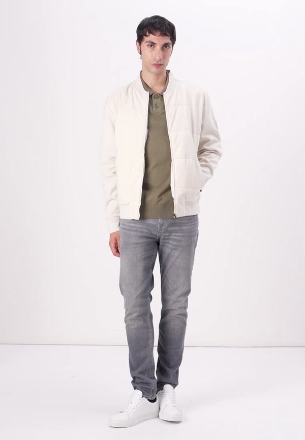 SKILES - Bomber Jacket4