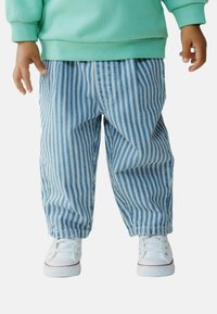 Unausgewählt, blue white stripe