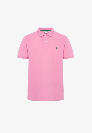 Polo shirt rosa con colletto classico, maniche corte e logo verde sul lato sinistro del petto. Realizzato in cotone, presenta delle aperture laterali.
