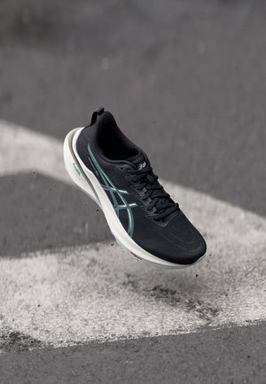 Chaussures de running sur route - black