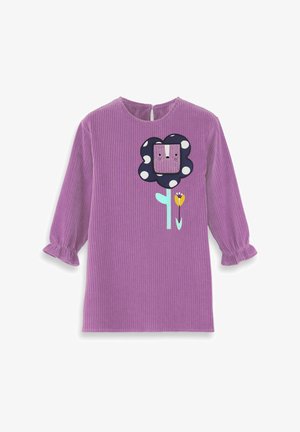Violetti ribbimekko pitkähihaisilla puffihihnoilla, jossa on kukkakuosi, jossa on hymyilevä kasvot, pilkkuja ja vihreitä varsiyksityiskohtia.