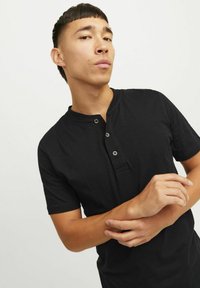 Jack & Jones PREMIUM BLUNIXS HENLEY - Paprasti marškinėliai - black