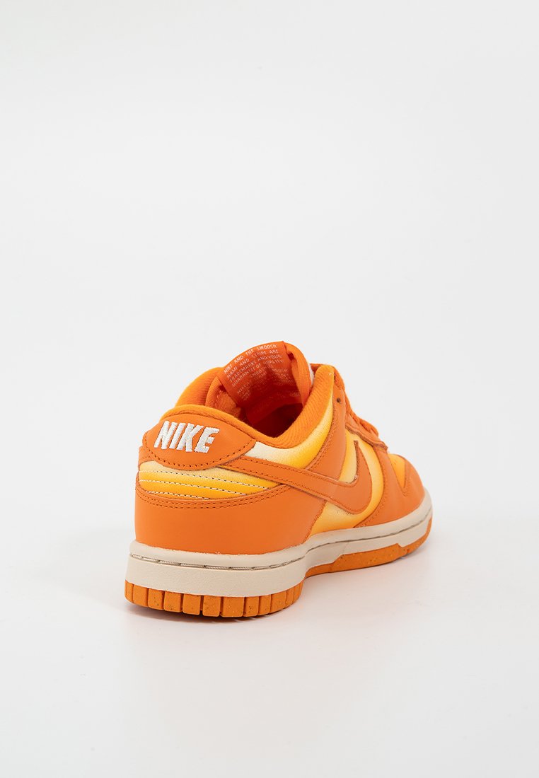 DUNK LOW
