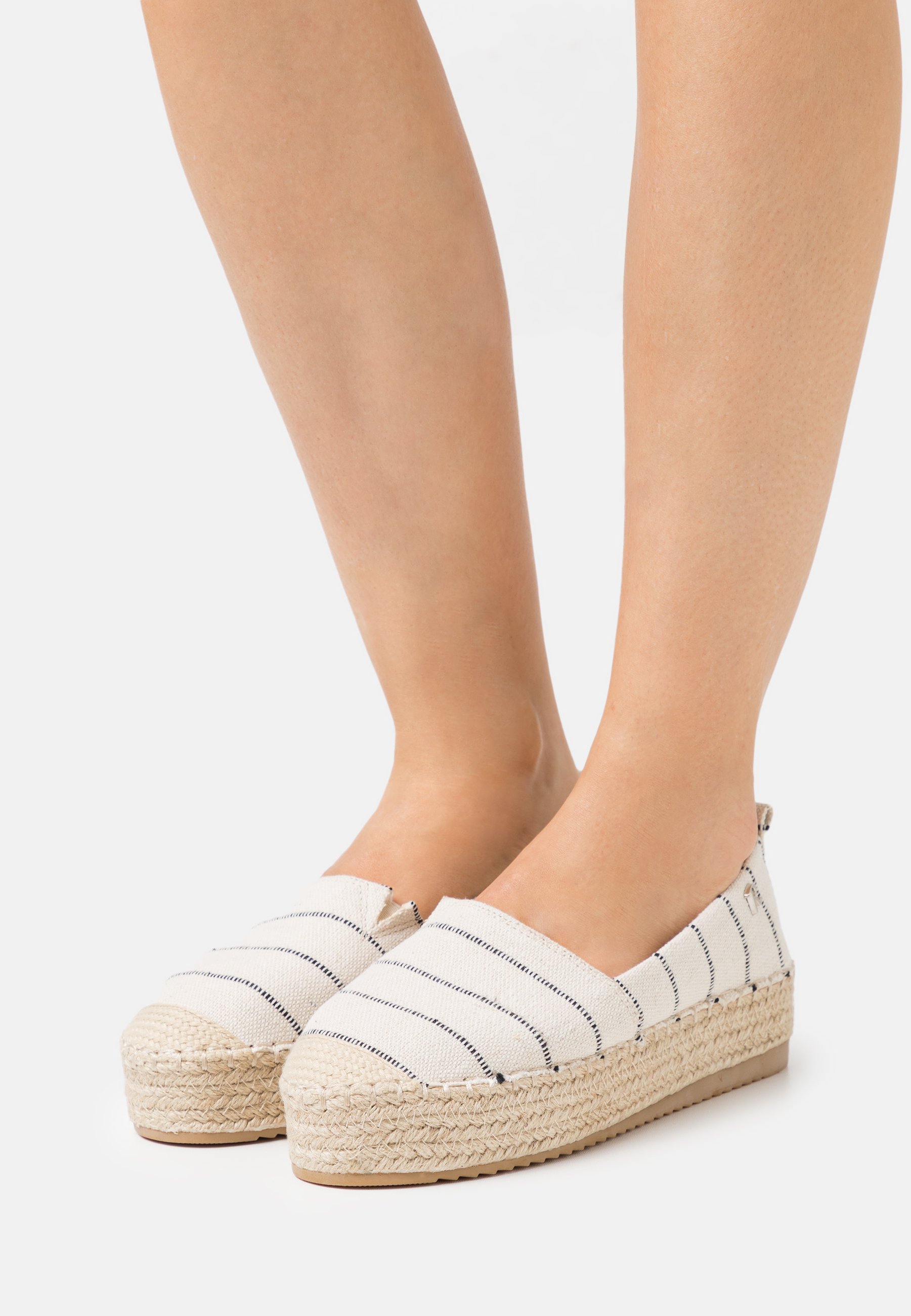 Refresh Alpargatas - beige/negro - Zalando.es