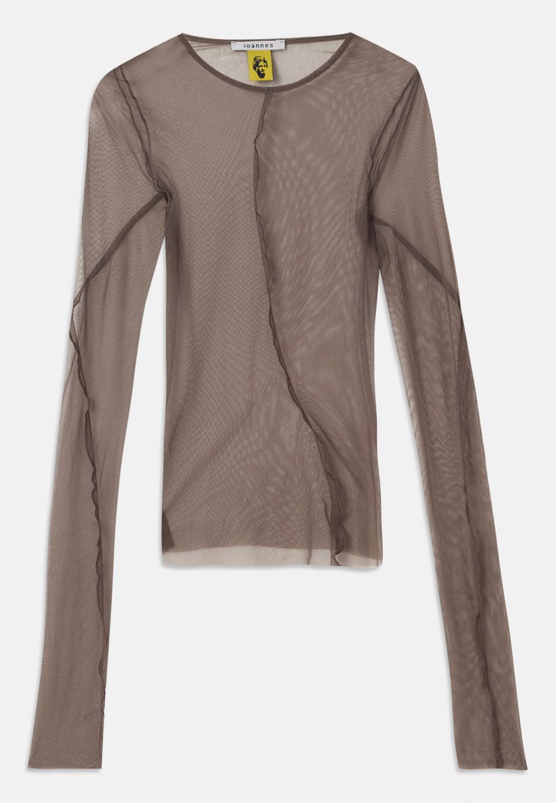 Brun mesh langærmet top med en gennemsigtig tekstur, rund halsudskæring og asymmetriske sømme for ekstra designdetaljer.