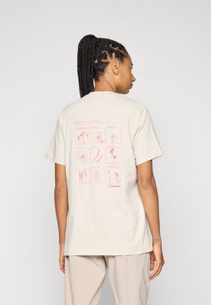 MOUNT BOTANY TEE - T-shirts med print - stone