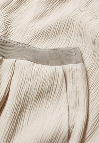 Mango Pantalon classique - light brown