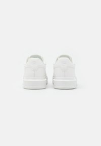 Colmar Originals CLAYTON - Sapatilhas - white
