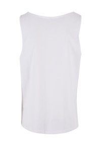 Fehér, ujjatlan tank top, pamutból készült. Lekerekített hátrésszel és sima textúrával rendelkezik. Látható minták vagy díszítések nincsenek.