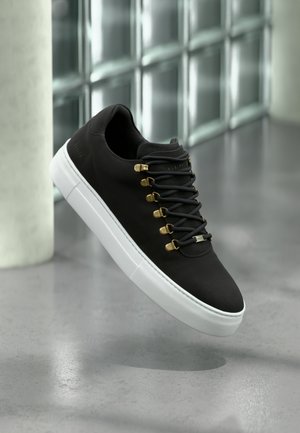 JAGGER CLASSIC FRESH - Trainers - black