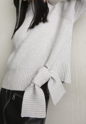 Pullover - light grey