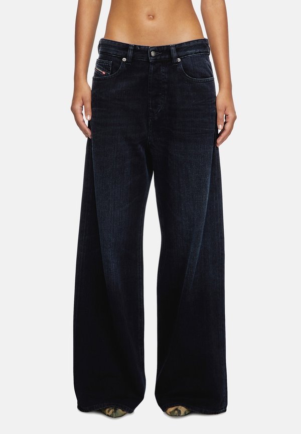 1996 D-SIRE - Wide Leg