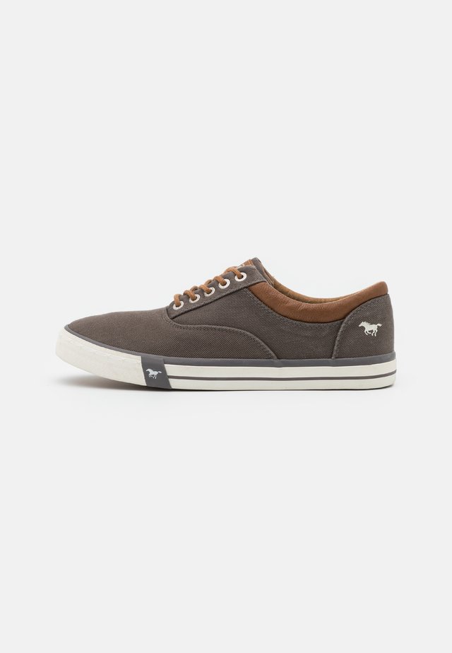 Sneakers laag - dunkelgrau