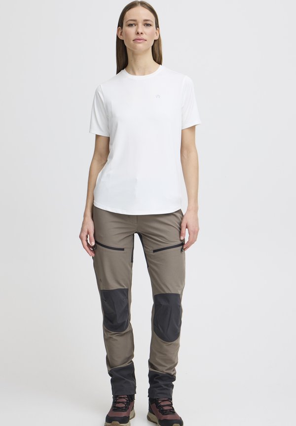 NBTAGA - Basic T-shirt3