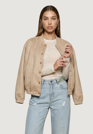 I AM, GIACCA BOTTONI 17233 - Giubbotto Bomber - beige
