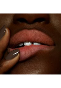 MAC POWDER KISS LIQUID LIPCOLOR - Rossetto liquido - impulsive