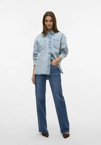 Vero Moda VMJENNIE  NOOS - Blus - light blue denim