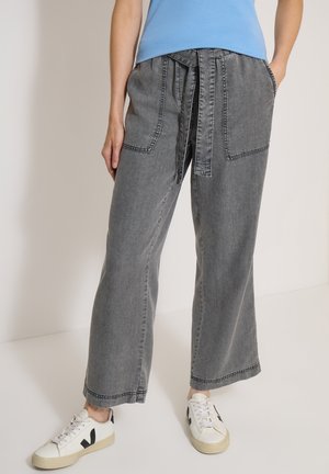 Cecil WIDE LEG HOSE MIT BINDEGÜRTEL - Loose Jeans - mid grey random wash