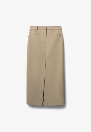 Jupe beige mi-longue en tissu tissé lisse. Présente une fente au dos, deux poches arrière et une taille ajustée.