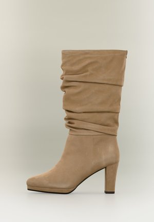 Peter Kaiser, Bottes - hazel
