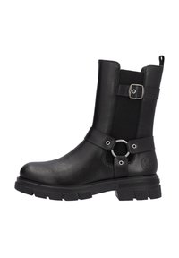 Botas de tobillo de cuero negro con paneles laterales elásticos, detalle de hardware circular, acento de hebilla y suela de goma texturizada. Altura a media pantorrilla.