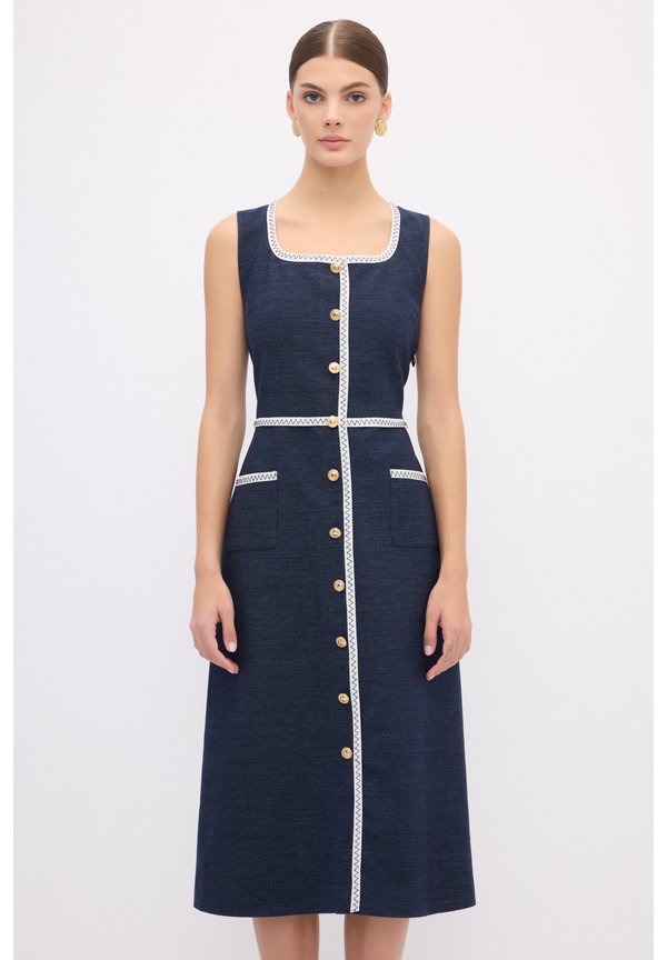 WITH STITCHING DETAIL - Maxikleid