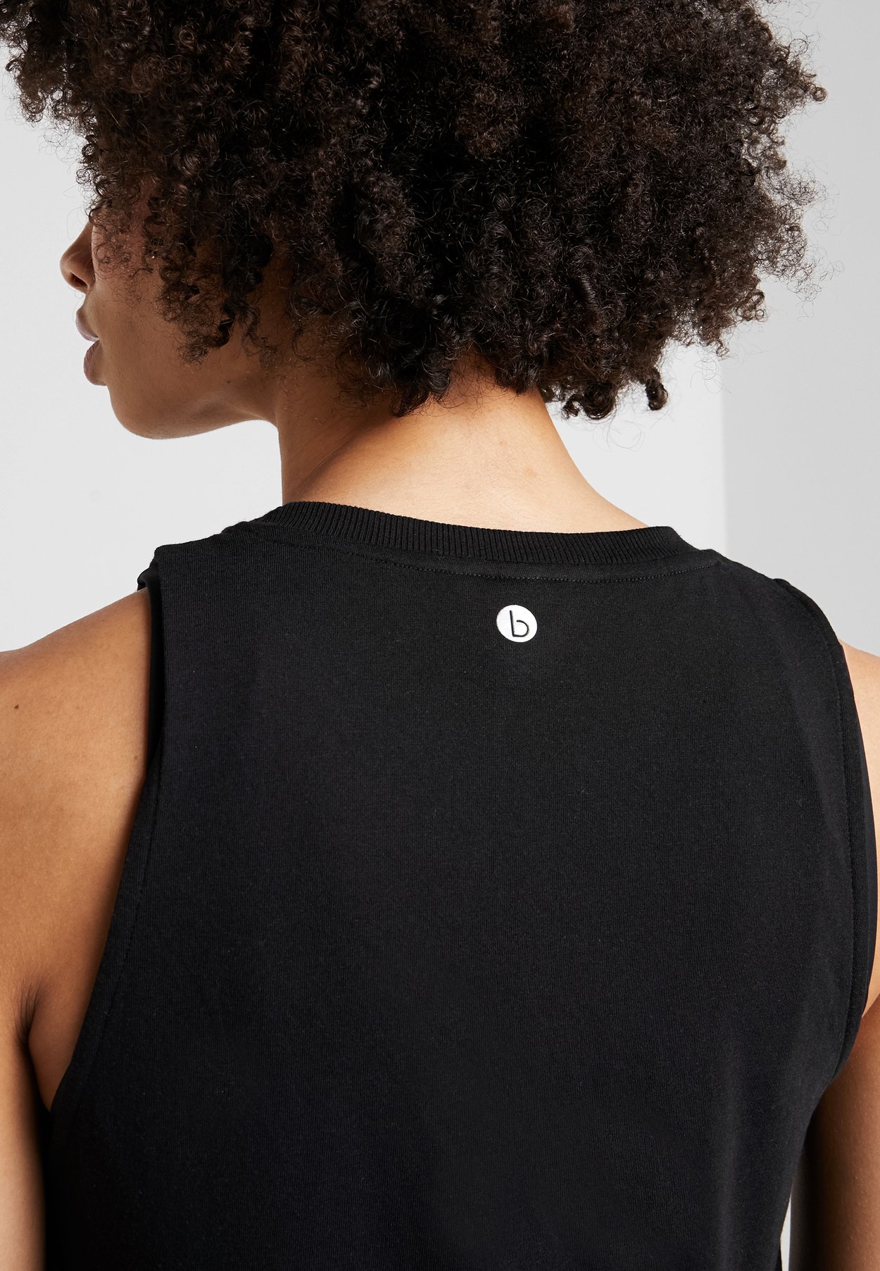 ACTIVE CURVE TANK