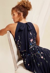 Love & Roses EMBELLISHED HALTER - REGULAR FIT - Svečana odjeća - navy blue