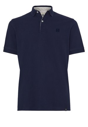Polo navy con color clásico, cuello tradicional, mangas cortas y un sutil logo en el pecho. Hecho de una suave tela de algodón con un diseño limpio.