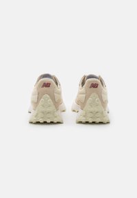 New Balance MS327 UNISEX - Joggesko - off-white