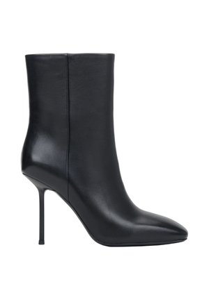 Enkellaarsjes met hoge hak - black